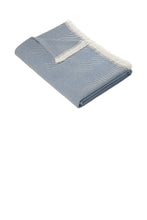 Brooks Brothers?? Coastal Throw BB19001