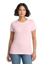 District?? Women's Perfect Weight??Tee. DM104L