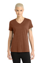 District?? - Women's Perfect Weight?? V-Neck Tee. DM1170L