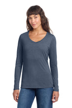 District?? Women's Perfect Tri?? Long Sleeve V-Neck Tee DT135
