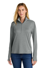 New Era?? Women's Power 1/2-Zip LNEA228