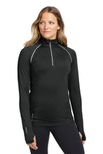 OGIO?? Women's Nexus 1/4-Zip Pullover. LOE335
