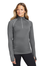 OGIO?? Women's Nexus 1/4-Zip Pullover. LOE335