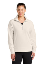 OGIO?? Women's Luuma 1/2-Zip LOG814