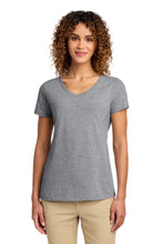 Port & CoŸ?? Women's Fan Favorite V-Neck Tee. LPC450V