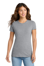 Port & CoŸ?? Women's Fan Favorite Tee. LPC450