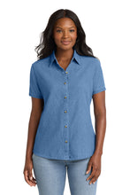 Port & CoŸ?? Women's Short Sleeve Value Denim Shirt.  LSP11