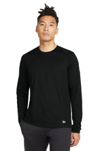 New Era ?? Series Performance Long Sleeve Crew Tee. NEA201