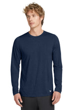 New Era ?? Series Performance Long Sleeve Crew Tee. NEA201