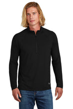 New Era?? Power 1/2-Zip NEA228