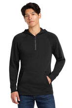 New Era?? STS 1/4-Zip Hoodie NEA541