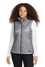The North Face ?? Women's ThermoBall ƒ?›  Trekker Vest. NF0A3LHL