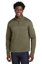 The North Face?? Aim 1/4-Zip Fleece NF0A8ENJ