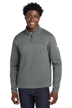 The North Face?? Aim 1/4-Zip Fleece NF0A8ENJ