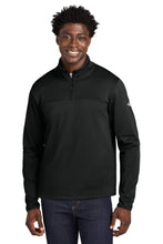 The North Face?? Aim 1/4-Zip Fleece NF0A8ENJ