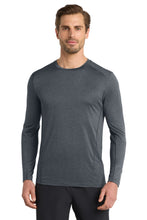 OGIO?? Long Sleeve Pulse Crew. OE321