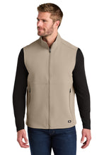 OGIO?? Kinetic Soft Shell Vest OG741