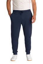 Port & Coƒ?› Core Fleece Jogger. PC78J