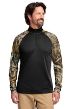 Russell Outdoorsƒ?› Realtree?? Colorblock Performance 1/4-Zip RU152