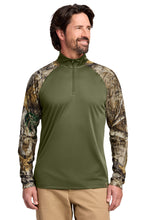 Russell Outdoorsƒ?› Realtree?? Colorblock Performance 1/4-Zip RU152