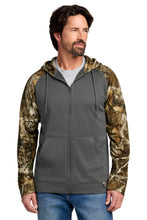 Russell Outdoorsƒ?› Realtree?? Performance Colorblock Full-Zip Hoodie RU452